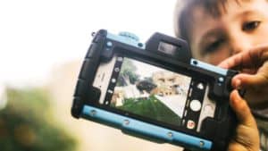 Turn Smartphone into Camera with Pixlplay Camera